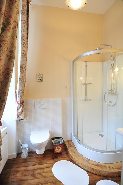 Bed and Breakfast La Demeure D'Aglae Villeneuve-sur-Allier Habitación foto