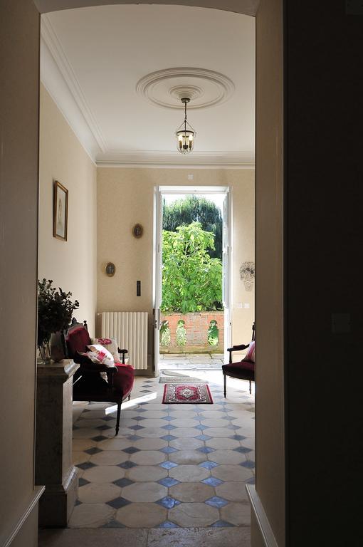 Bed and Breakfast La Demeure D'Aglae Villeneuve-sur-Allier Exterior foto