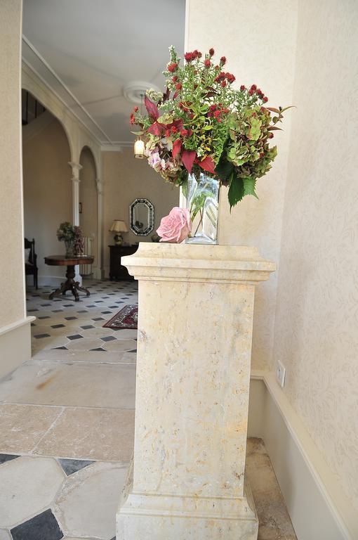 Bed and Breakfast La Demeure D'Aglae Villeneuve-sur-Allier Exterior foto