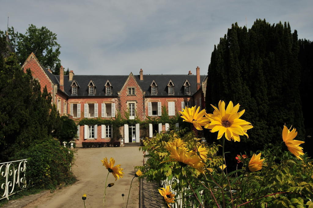 Bed and Breakfast La Demeure D'Aglae Villeneuve-sur-Allier Exterior foto
